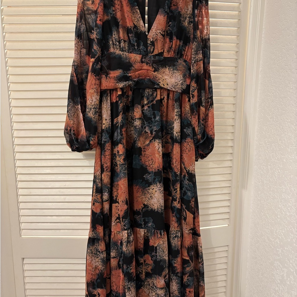 Chelsea28 Long Sleeve Dress in Black and Orange
